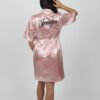 Bademantel aus Satin in Nude-Rosa +Nachthemd